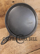 Early 1930’s Era Lodge #9 Round Griddle. Harder to find piece raised 9 on handle. Pancakes and Grilled Cheese! Griddle