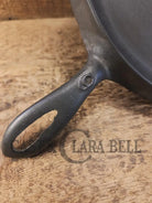 Early 1930’s Era Lodge #9 Round Griddle. Harder to find piece raised 9 on handle. Pancakes and Grilled Cheese! Griddle