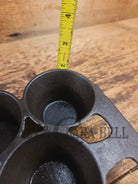 Early Series Erie #10 Popover Pan 11 cup. 948. Variation #4. Beautifully restored and ready to make muffins popovers