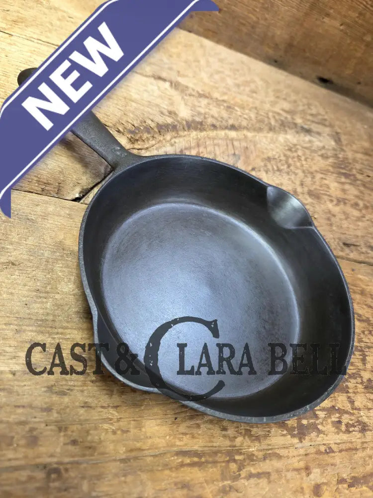 Early to Mid 1900’s Foster Stove Company ’Foster Line’ #3 Cast iron Egg Skillet. PERFECT for the collector not seen