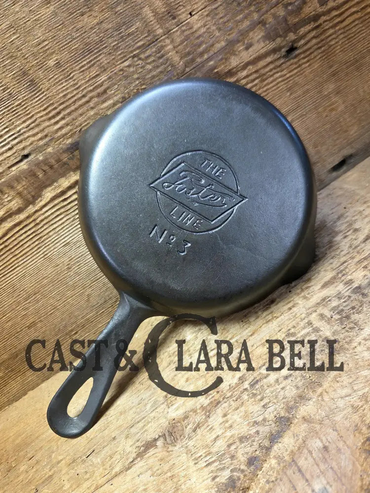 Early to Mid 1900’s Foster Stove Company ’Foster Line’ #3 Cast iron Egg Skillet. PERFECT for the collector not seen