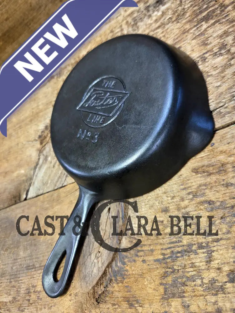 Early to Mid 1900’s Foster Stove Company ’Foster Line’ #3 Cast iron Egg Skillet. PERFECT for the collector not seen
