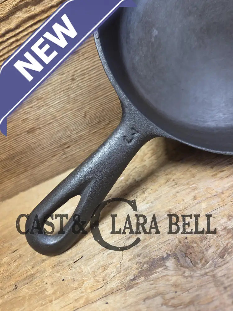 Early to Mid 1900’s Foster Stove Company ’Foster Line’ #3 Cast iron Egg Skillet. PERFECT for the collector not seen