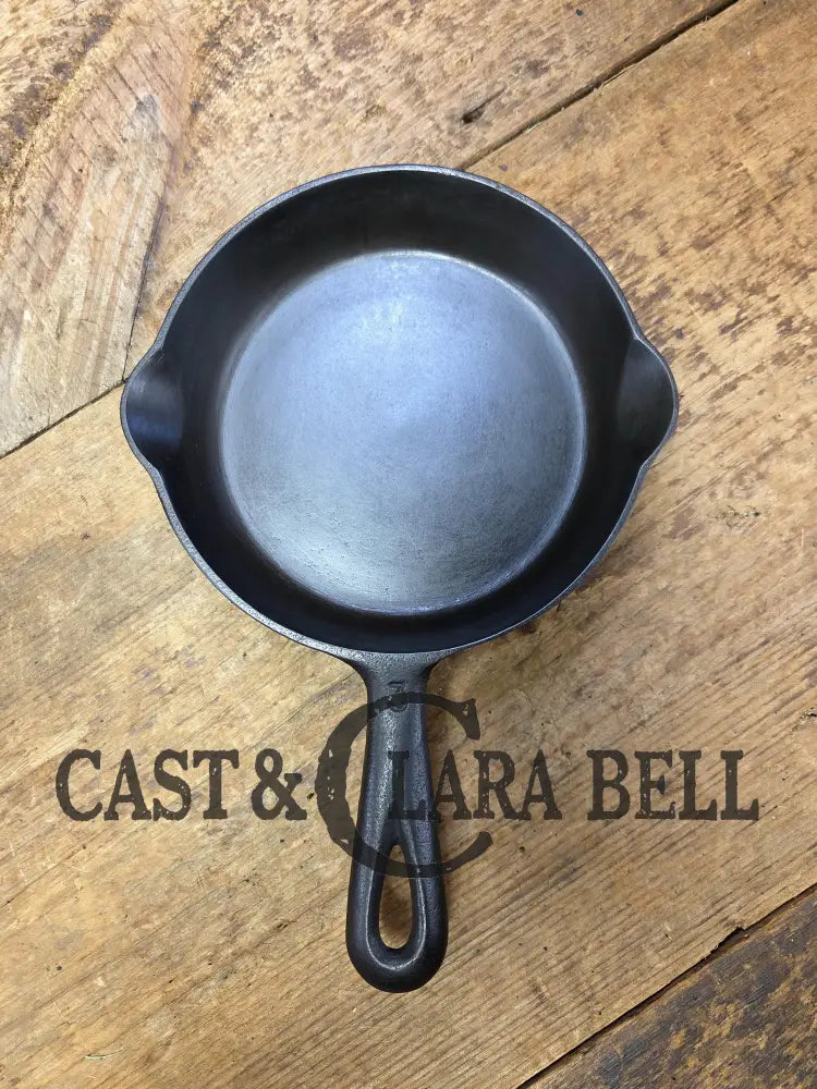 Early to Mid 1900’s Foster Stove Company ’Foster Line’ #3 Cast iron Egg Skillet. PERFECT for the collector not seen