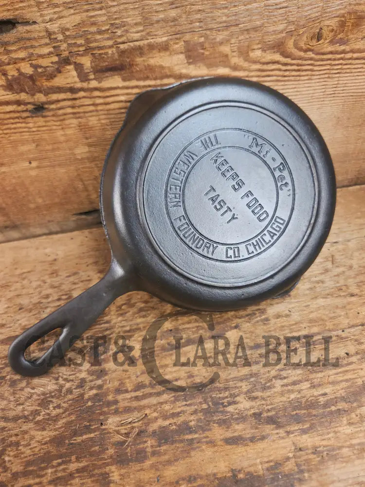 Early to Mid 1900’s Western Foundry Co. ’Mi-Pet’ classic Egg Skillet Skillet