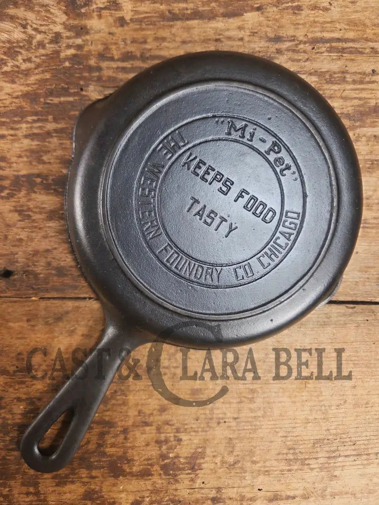 Early to Mid 1900’s Western Foundry Co. ’Mi-Pet’ classic Egg Skillet Skillet