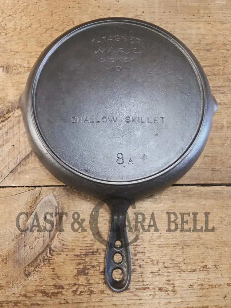 Elegant and hard to source! 1920-30’s WagnerWare #8 Shallow Skillet 1098. Great gift idea! Restored and Ready to Use!