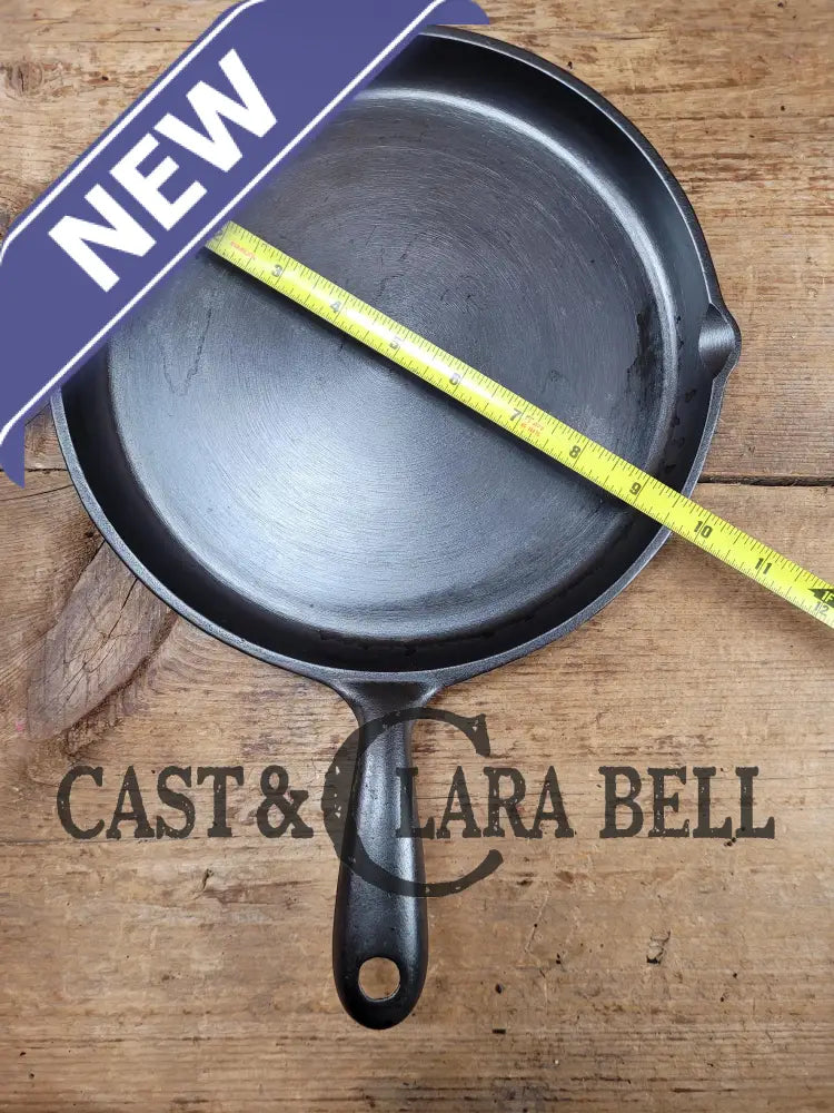 Elegant And Hard To Source! 1920-30’S Wagnerware #8 Shallow Skillet 1098. Great Gift Idea!