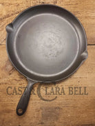 Elegant and hard to source! 1920-30’s WagnerWare #8 Shallow Skillet 1099. Great gift idea! Restored and Ready to Use!