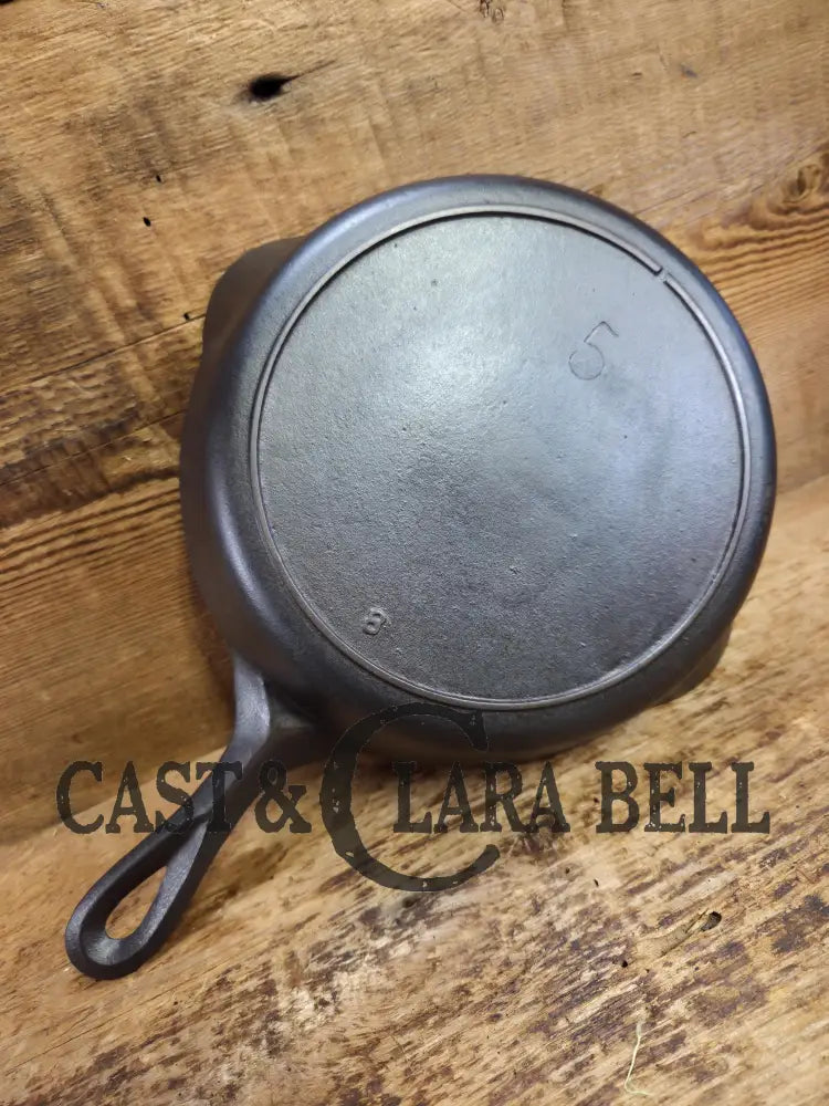 Elegant and hard working. You have to try one of these early 1900’s Lodge #5 Cast Iron Skillets Single Notch Raised 8
