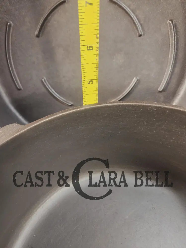 Elegant Griswold’s Iron Mountain Series #8 Cast Iron Dutch Oven with Lid (1036/1037) Dutch Ovens Trivets & Kettles