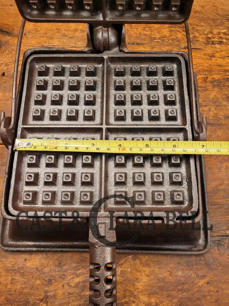 Elegant Htf 1920S Griswold #11 Square Waffle Iron With Slant Block Logo And Tall Base