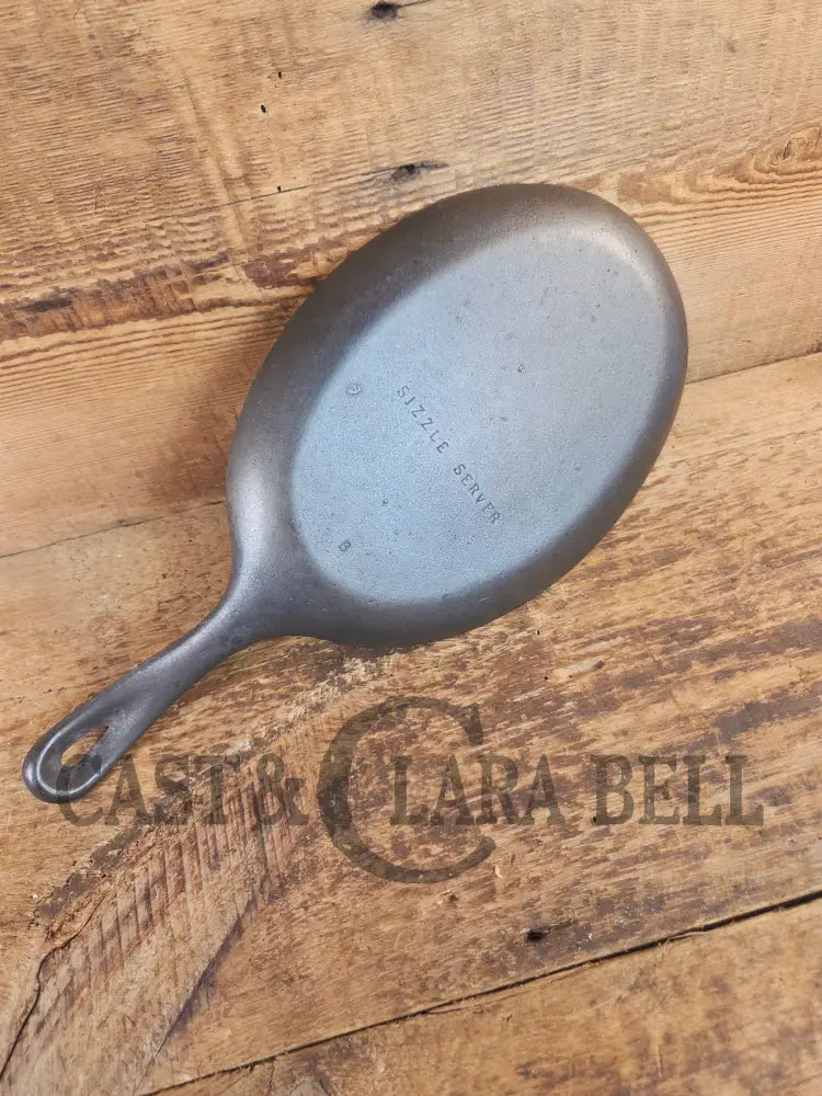 Fajitas AND a COOL presentation trivet. Unique gift idea Wagner Ware Cast Iron Sizzle Server 1095 - Skillet