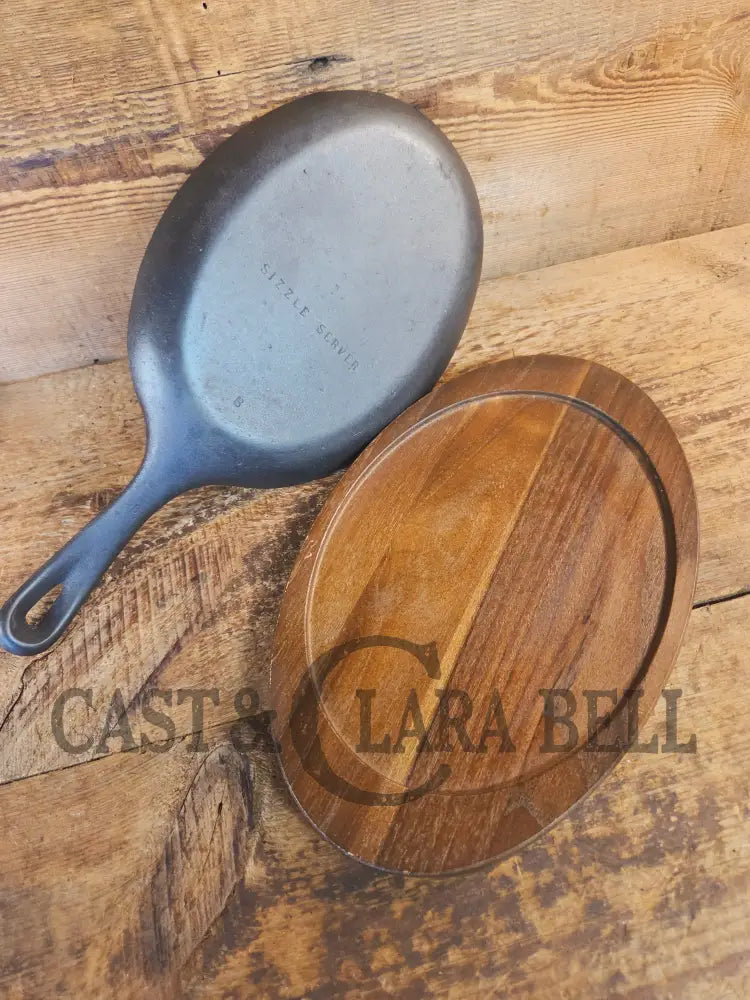 Fajitas AND a COOL presentation trivet. Unique gift idea Wagner Ware Cast Iron Sizzle Server 1095 - Skillet