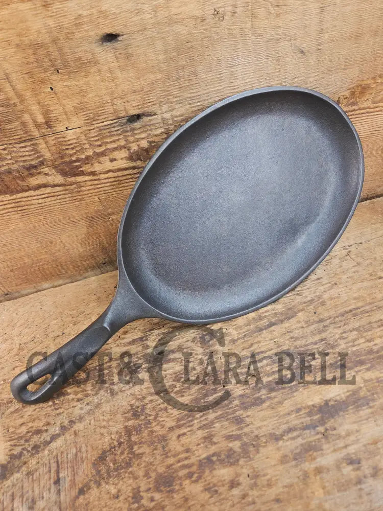 Fajitas anyone? Unique gift idea Wagner Ware Cast Iron Sizzle Server 1095 A Skillet