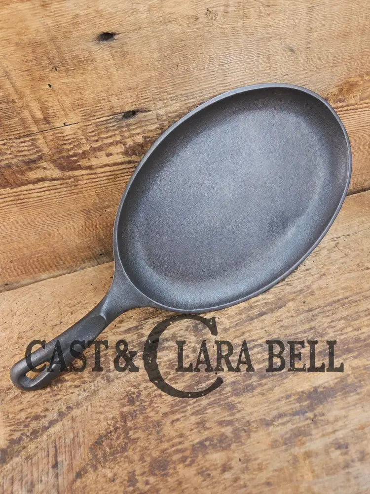 Fajitas anyone? Unique gift idea Wagner Ware Cast Iron Sizzle Server 1095 A Skillet