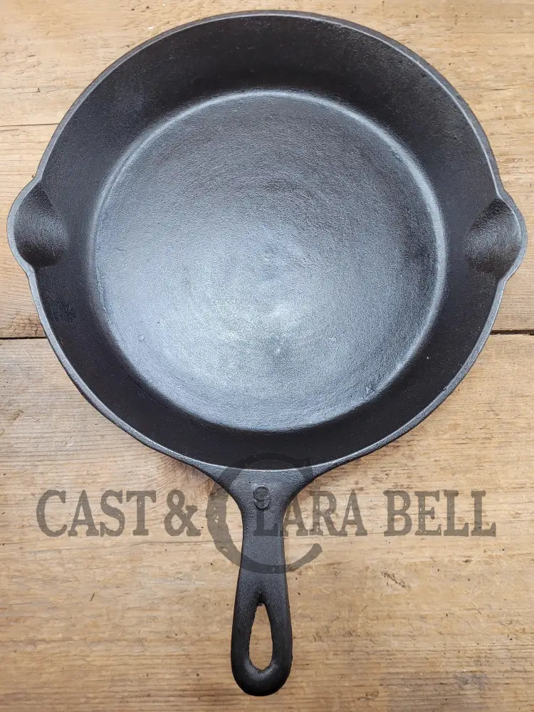 Fantastic First Skillet Or For The Unusual Collector. Unknown Maker Raised #9 Cast Iron Skillet