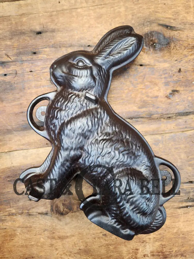 Fantastic For Spring Or Easter! #862 Griswold Bunny Cake Mold Ready To Use! Bakeware