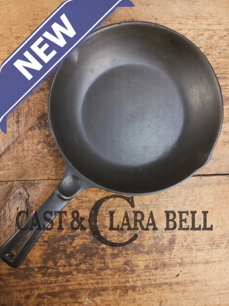 Fantastic gift idea! Hard to Find 1930’s Wagner Ware Sidney -O- ’Chef Skillet’ 1386. Restored and ready to use! Skillet