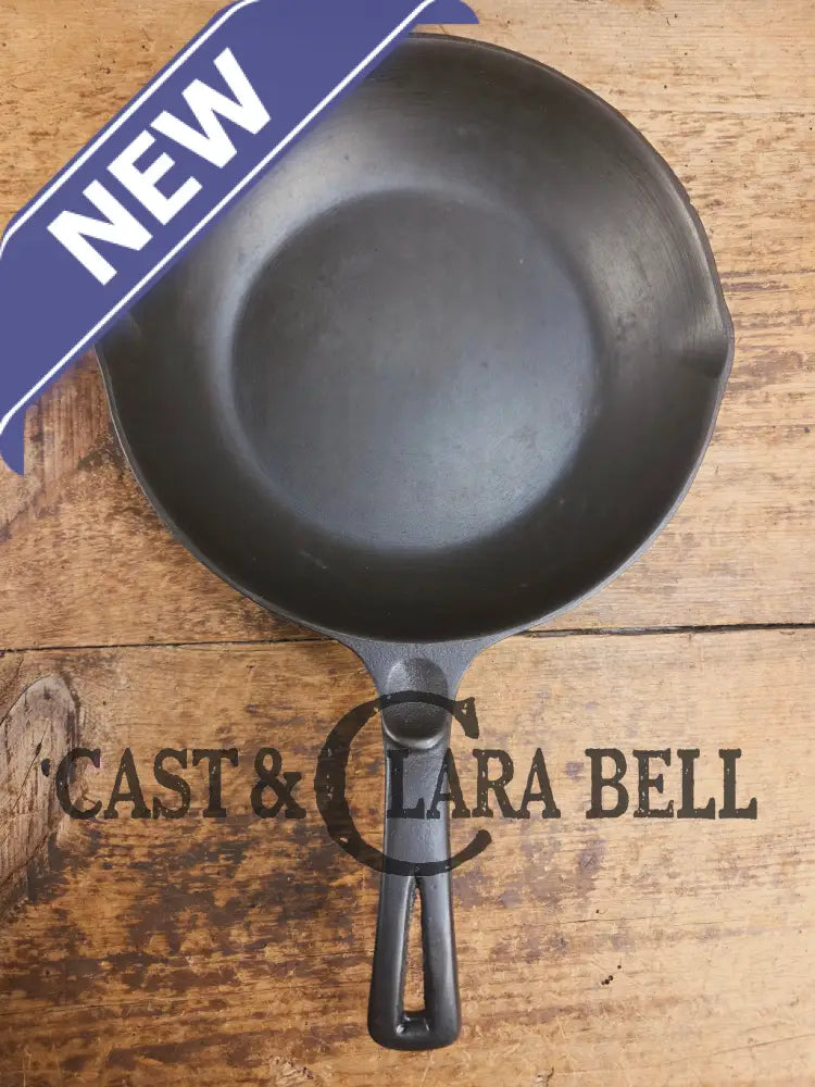 Fantastic gift idea! Hard to Find 1930’s Wagner Ware Sidney -O- ’Chef Skillet’ 1386. Restored and ready to use! Skillet