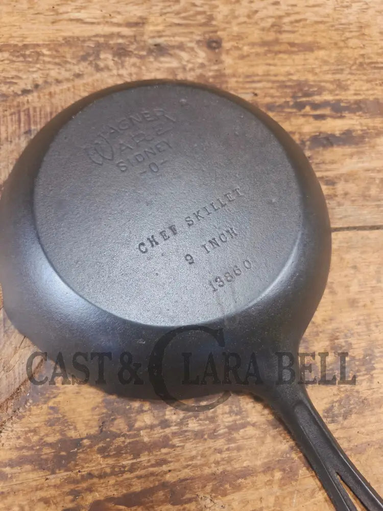 Fantastic gift idea! Hard to Find 1940’s Wagner Ware Sidney -O- ’Chef Skillet’ 1386 - Skillet
