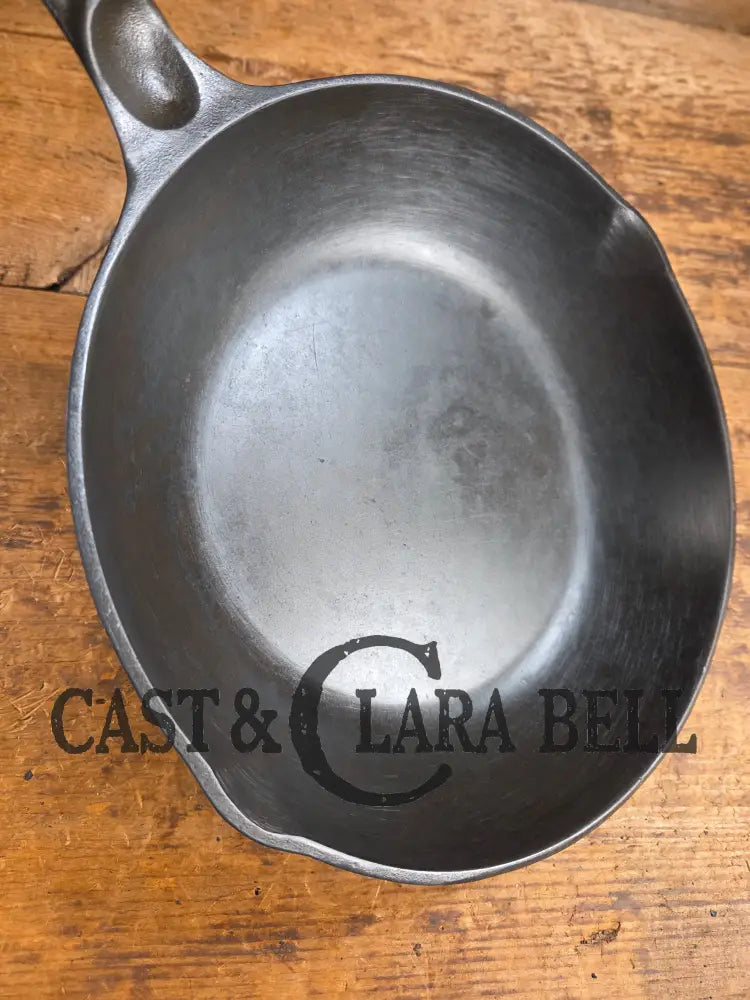 Fantastic gift idea! Hard to Find 1940’s Wagner Ware Sidney -O- ’Chef Skillet’ 1386 Skillet