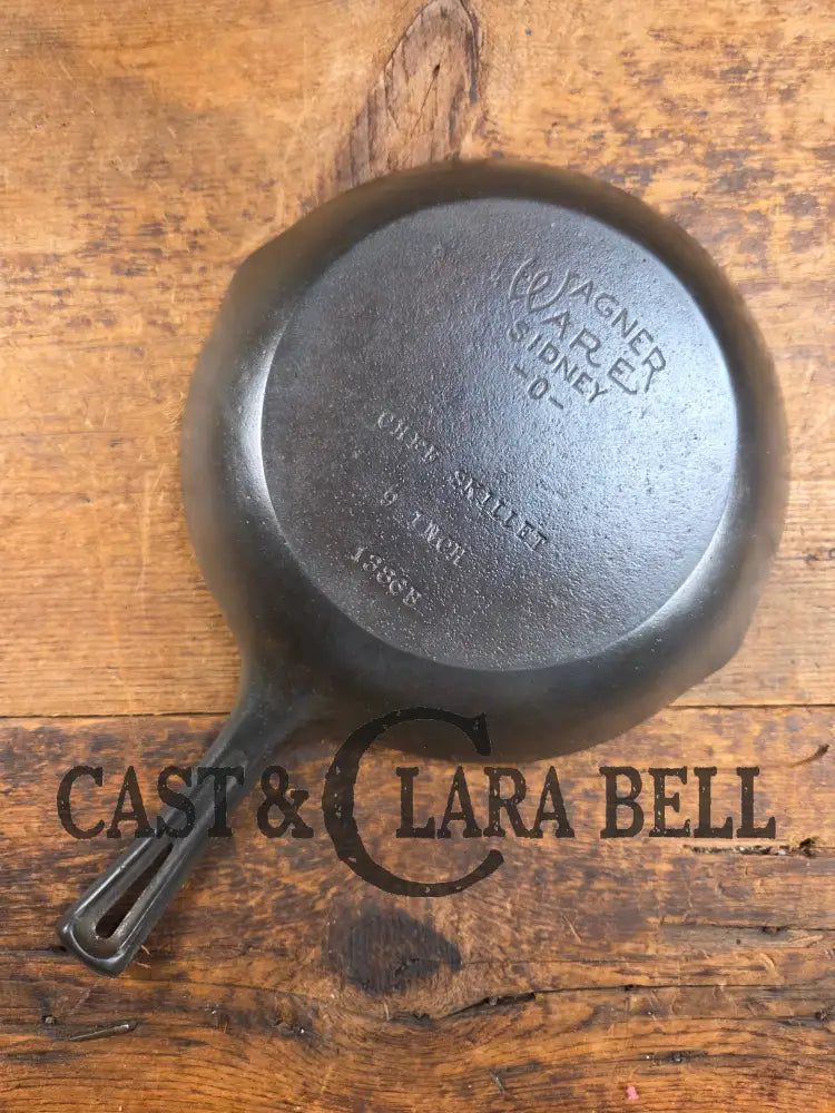 Fantastic gift idea! Hard to Find 1940’s Wagner Ware Sidney -O- ’Chef Skillet’ 1386 Skillet