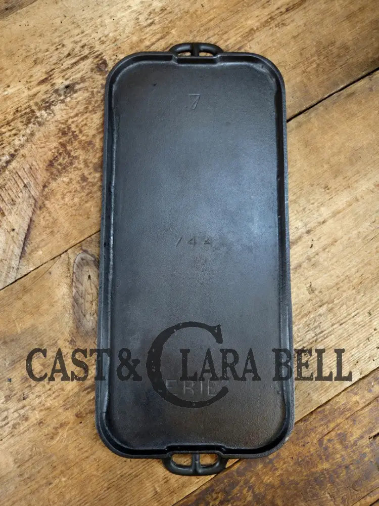 First Series’ hard to find (Griswold) #7 Long Griddle ERIE 744. Lightweight! Griddle