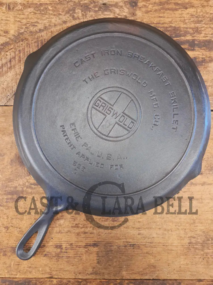Frankengriddle! Someone must have hated skillet dividers? Griswold Cast Iron Colonial Breakfast Skillet! P/N 665. Needs