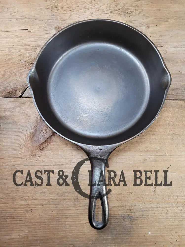 Fully Marked! Beautiful And Handy To Use In The Kitchen. Vollrath #7 Skillet With Heat Ring.