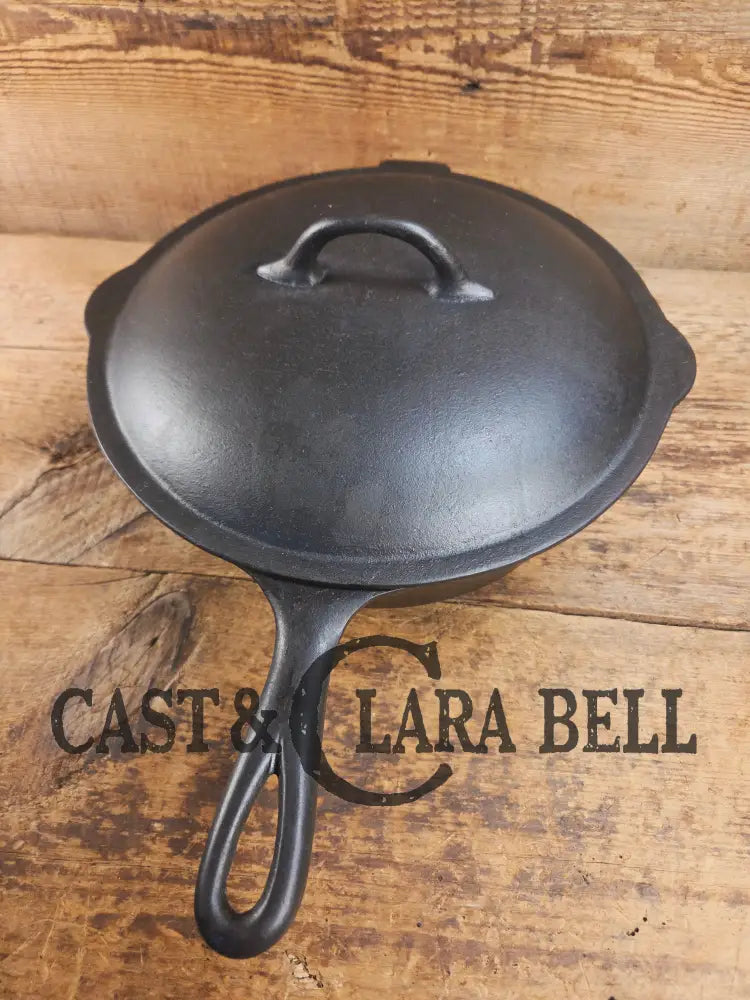 Fully marked Favorite Piqua Ware #8 DEEP Cast Iron Skillet with Heat Ring and Smiley Logo. Great Chicken Fryer! Skillet