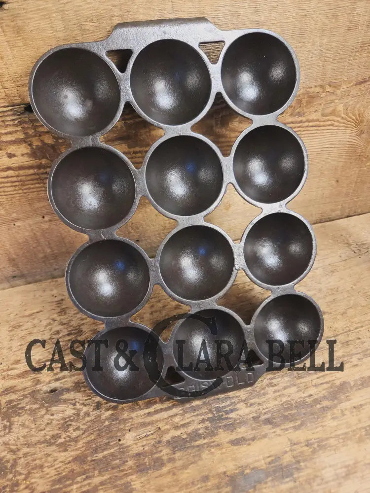 Fully Marked Griswold #9 Brownie Cake Pan 12 cup Erie PA USA Pat. No. 947. Restored and Ready to Use! Bakeware