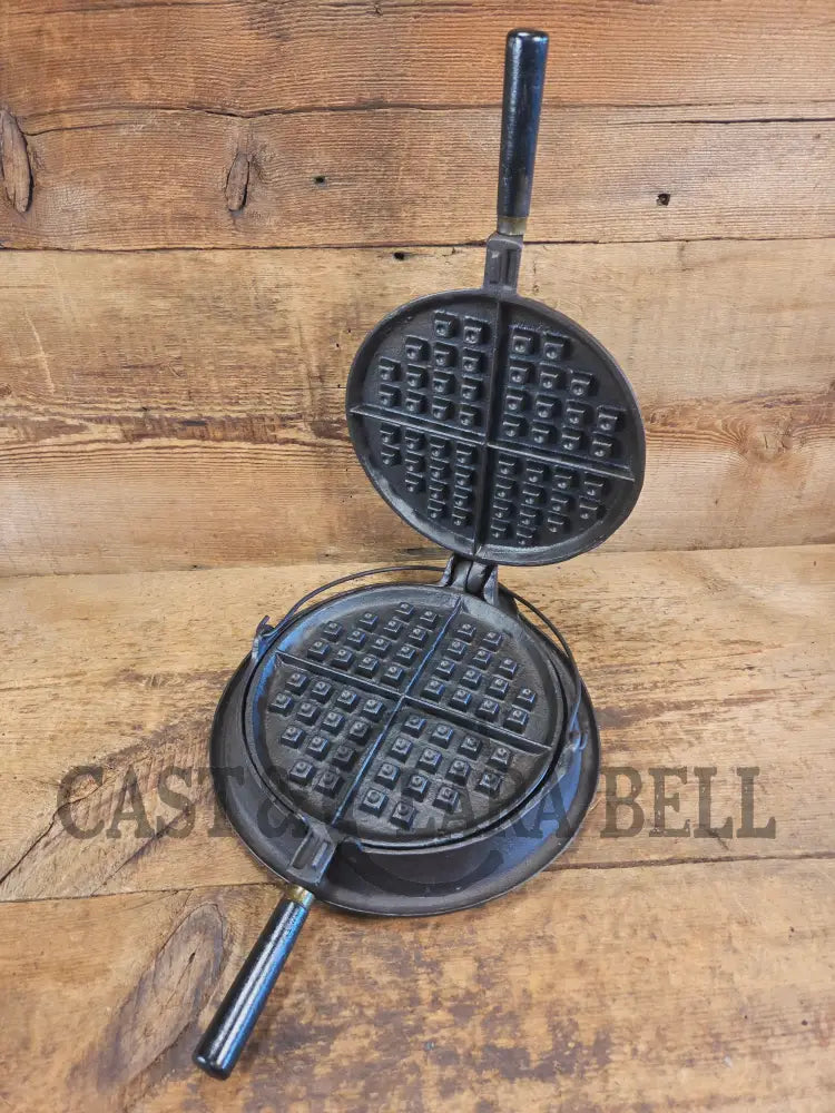 Get Your Canadian Bacon Ready! TTF 1920’s Era James Smart (Brockville Canada) #9 Waffle Iron - Waffle Iron