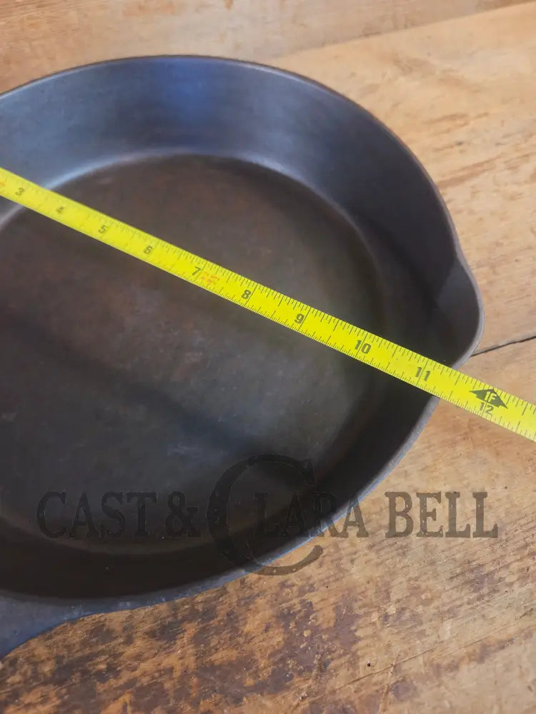 Ghost mark #9! 1920’s Wagner Ware #9 Cast Iron Skillet with Heat Ring 1059 - Skillet