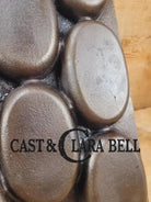 Gorgeous. 1900’s Bridge Beach & Company #2 oval style gem pan. perfect for oval shaped desserts biscuits and cornbread.