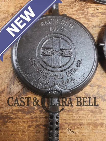 GORGEOUS! 1920’s Griswold #8 Waffle Iron 885/886 with Raised letter Low Base 975. Ready to make crispy waffles! Waffle