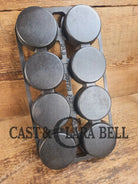 Gorgeous! 1920’s Griswold No. 8 Muffin Pan 8 cup 946. Raised letter underside Variation 1 Rarity 3 Bakeware