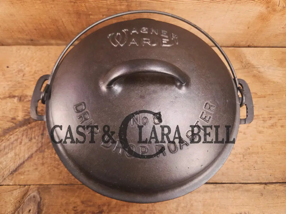 Gorgeous. 1920’s Wagner #8 1268 Dutch Oven round roaster with Fully Marked and Raised Letter Drip Drop Baster Lid!