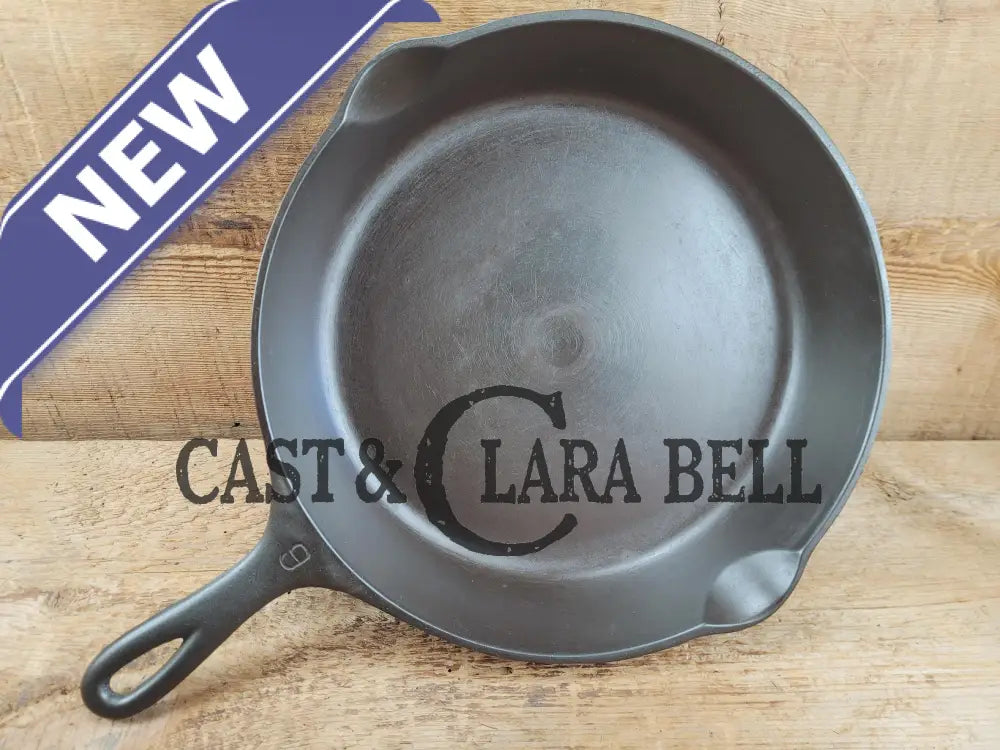 GORGEOUS! 1920’s Wagner Ware #9 Cast Iron Skillet with smooth bottom P/n 1059.