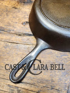 Gorgeous 1930’S Era Lodge #5 Skillet With 3 Notch Heat Ring And L Two Slash Markings At 6
