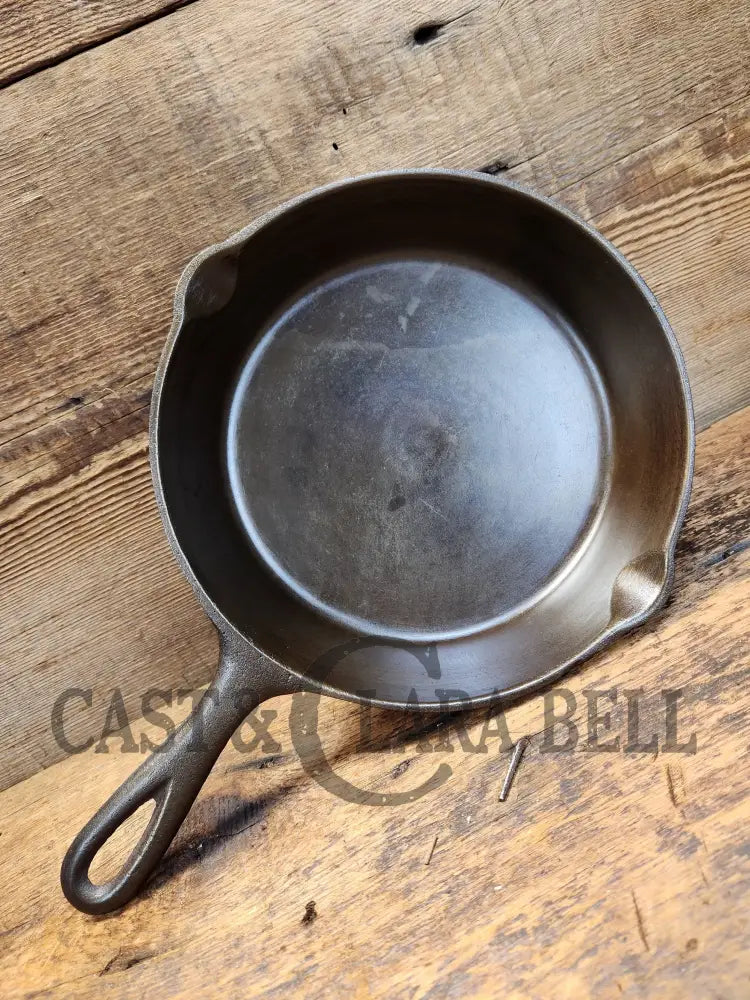 Gorgeous 1930’S Era Lodge #5 Skillet With 3 Notch Heat Ring And L Two Slash Markings At 6