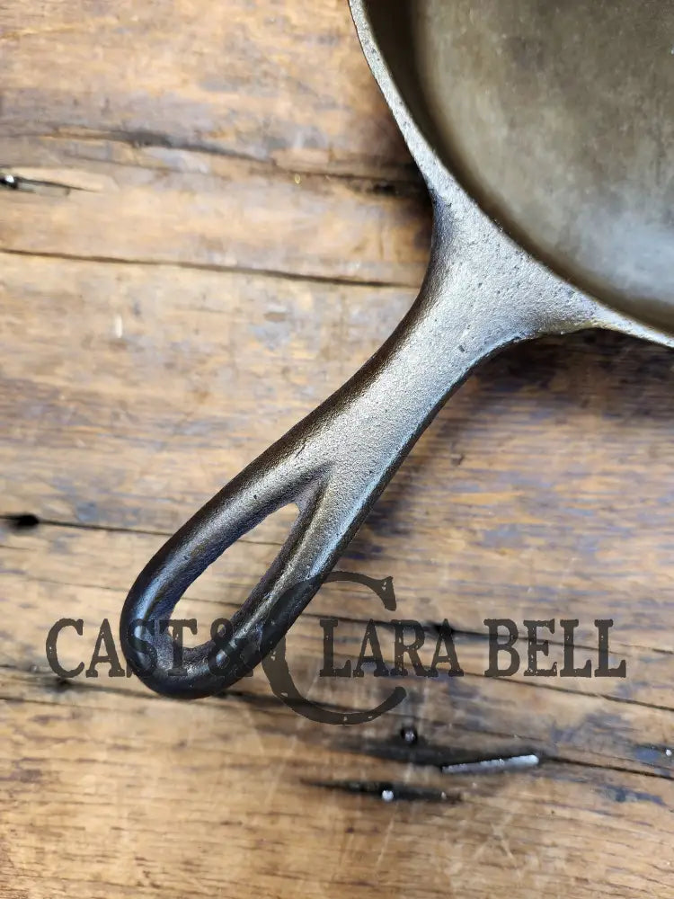 Gorgeous 1930’S Era Lodge #5 Skillet With 3 Notch Heat Ring And L Two Slash Markings At 6