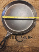 GORGEOUS! 1930’s Griswold #108 Skillet Griddle Large block logo c/n 201. Great for everyday flat iron. Griddle