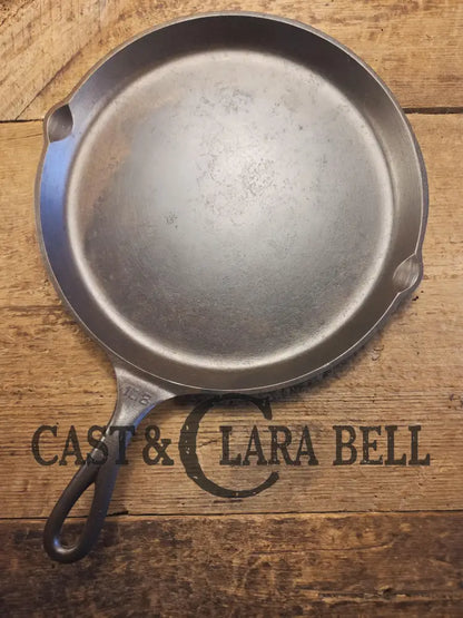 GORGEOUS! 1930’s Griswold #108 Skillet Griddle Large block logo c/n 201. Great for everyday flat iron. Griddle