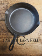 Gorgeous 1930’s Griswold #8 Cast Iron Skillet with Large Block Logo 704 Skillet