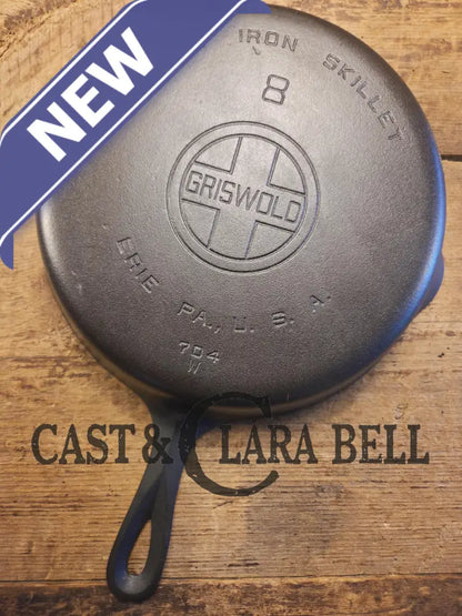 Gorgeous 1930’s Griswold #8 Cast Iron Skillet with Large Block Logo 704 W Skillet