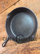 Gorgeous. 1940’s Era Griswold #7 Cast Iron Skillet with Small Block Logo 701 G Skillet