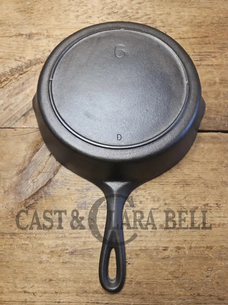 Gorgeous 1940’s Lodge #6 Skillet with 3-Notch Heat Ring. Perfect for the whole family perfect for saute and sides