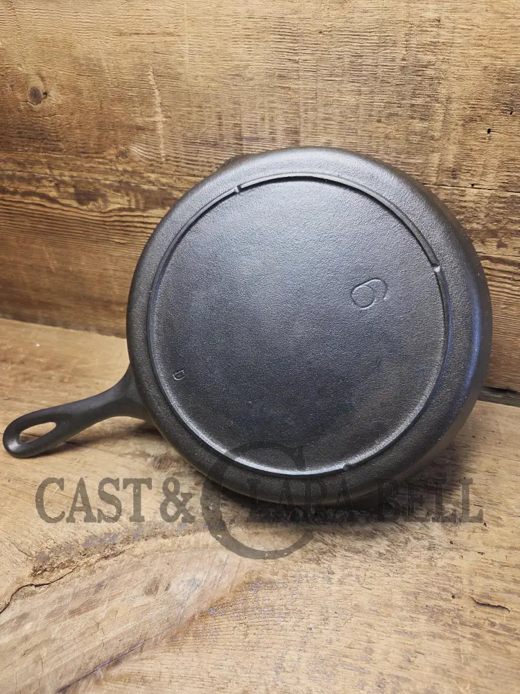 Gorgeous 1940’s Lodge #6 Skillet with 3-Notch Heat Ring. Perfect for the whole family perfect for saute and sides