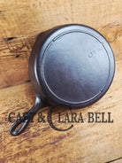 Gorgeous 1940’s Lodge #6 Skillet with 3-Notch Heat Ring. Perfect for the whole family perfect for sauté and sides